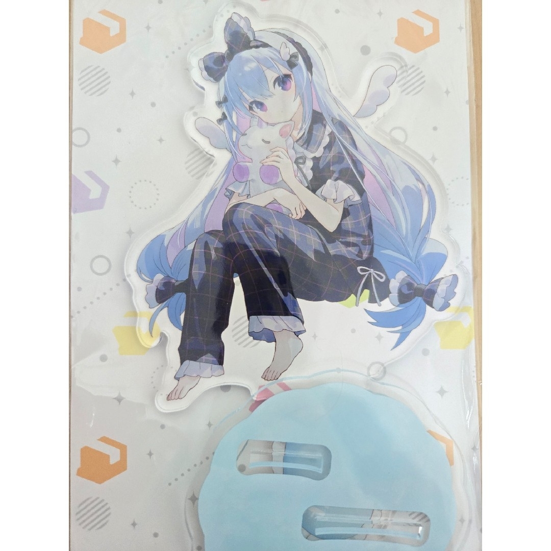 天海くりね アクリルスタンド エンタメ/ホビーのおもちゃ/ぬいぐるみ(キャラクターグッズ)の商品写真