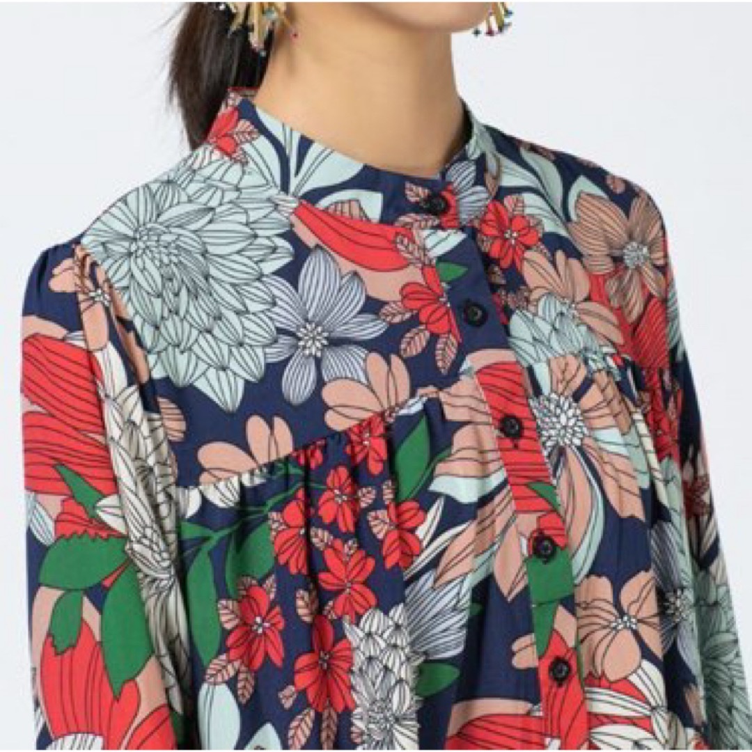 ☆再入荷☆ レトロ花柄 ロングワンピース レディースのワンピース(ロングワンピース/マキシワンピース)の商品写真