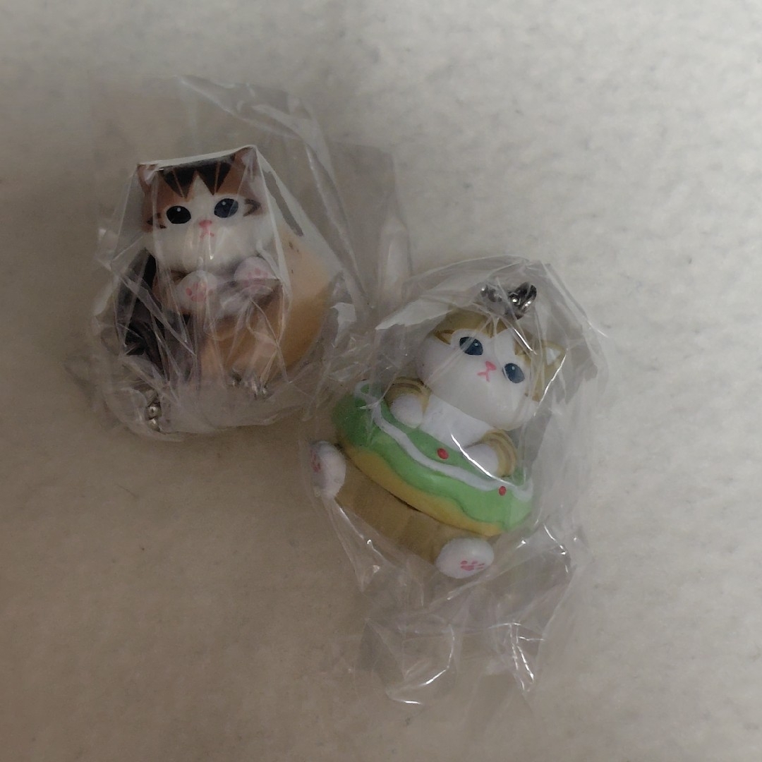mofusand(モフサンド)のドーナツにゃんマスコット エンタメ/ホビーのおもちゃ/ぬいぐるみ(キャラクターグッズ)の商品写真