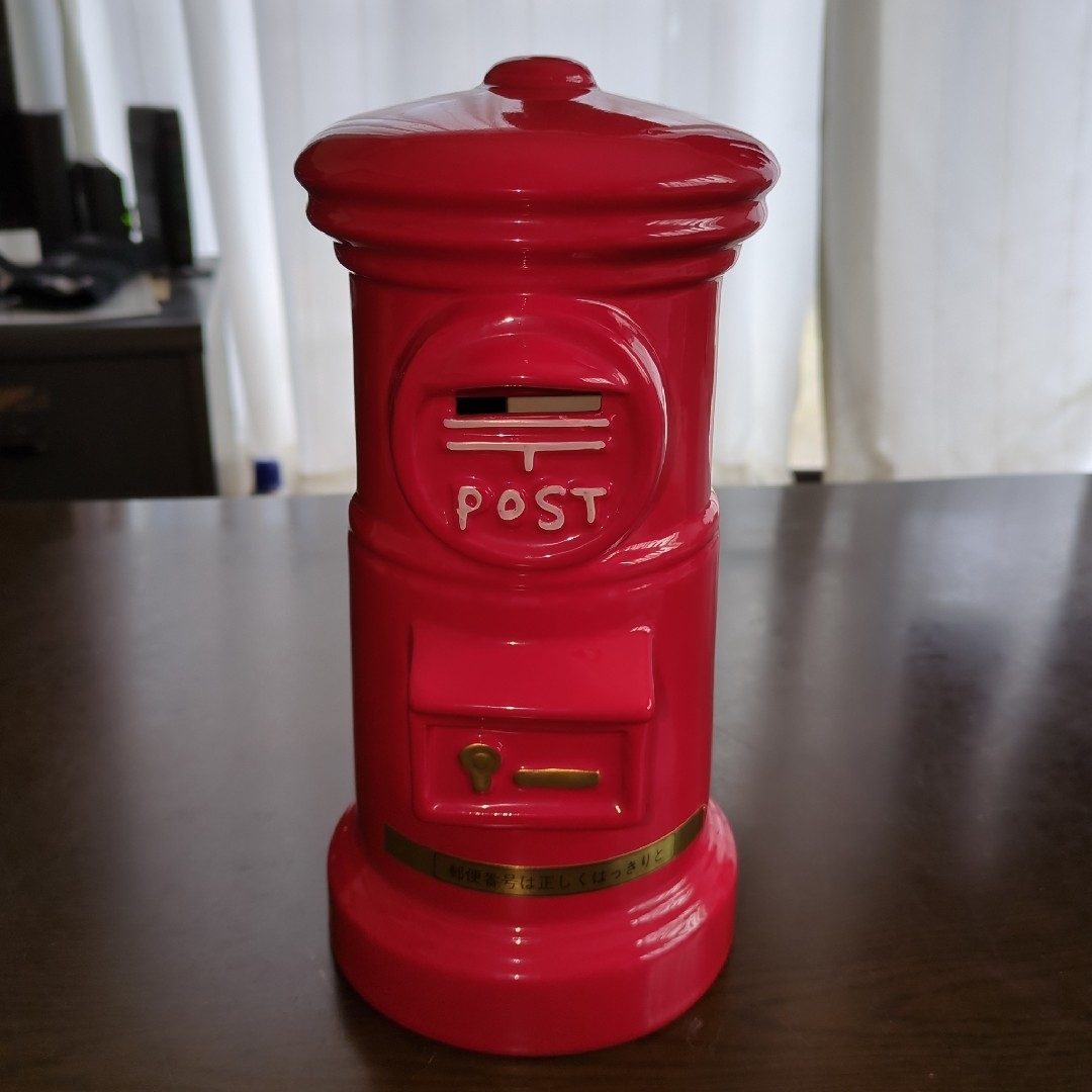 【500円玉貯金に】ポスト貯金箱【24cm】 インテリア/住まい/日用品のインテリア小物(置物)の商品写真
