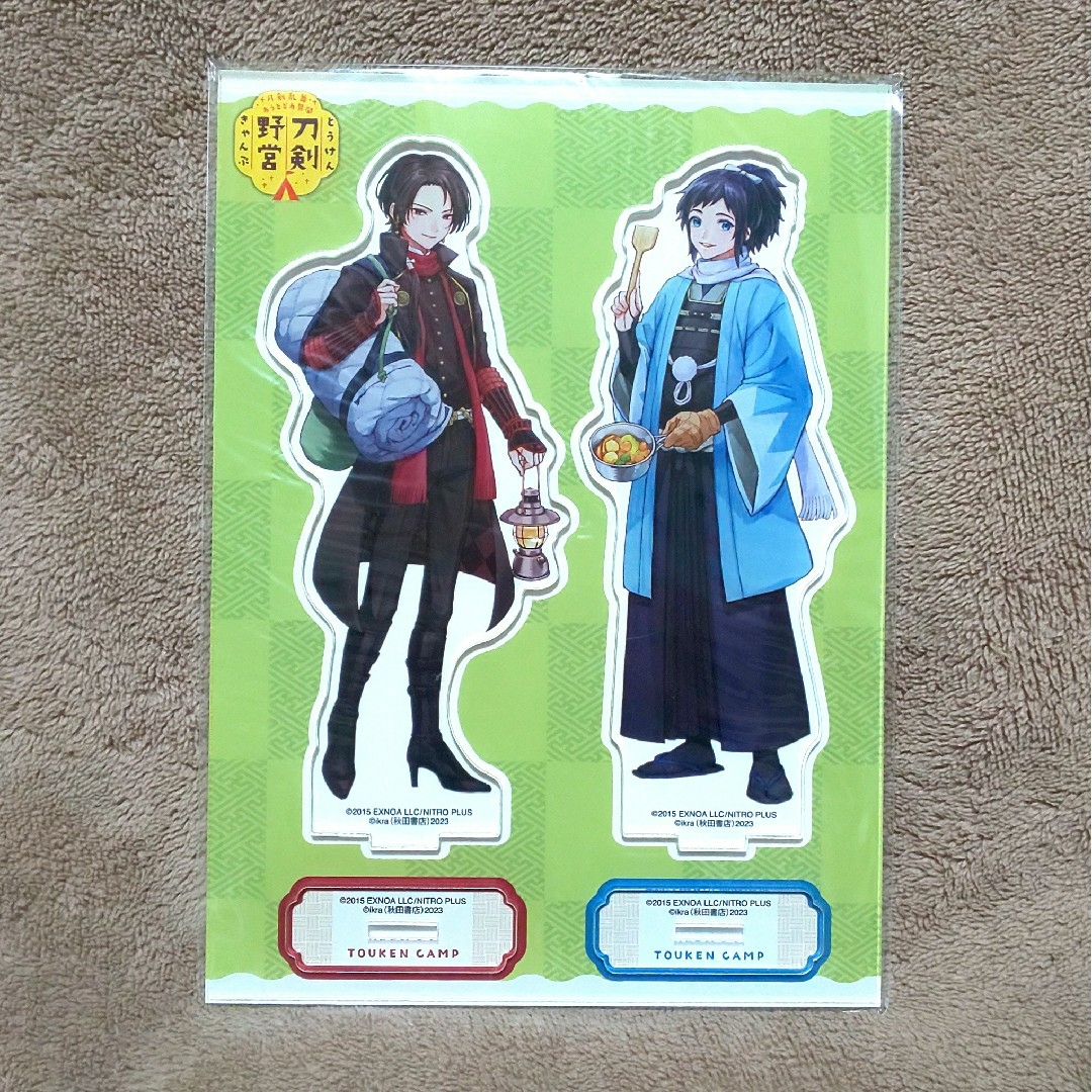 刀剣乱舞 刀剣野営 有償特典 アクスタ2種セット エンタメ/ホビーのおもちゃ/ぬいぐるみ(キャラクターグッズ)の商品写真