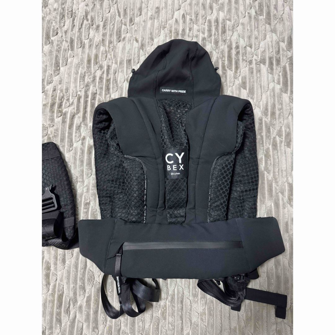 cybex(サイベックス)のサイベックス コヤキャリア キッズ/ベビー/マタニティの外出/移動用品(抱っこひも/おんぶひも)の商品写真