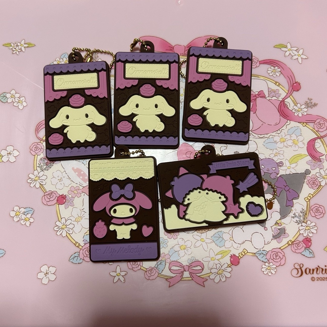 サンリオ(サンリオ)のサンリオ キャラパキ ラバーマスコット エンタメ/ホビーのおもちゃ/ぬいぐるみ(キャラクターグッズ)の商品写真