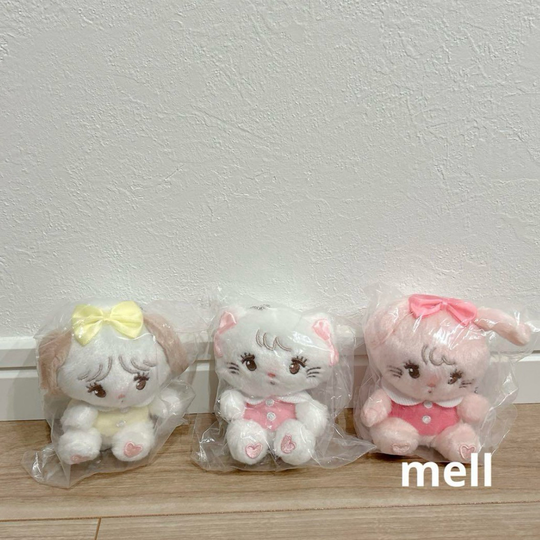 mikko ぬいぐるみ ガチャ エンタメ/ホビーのおもちゃ/ぬいぐるみ(キャラクターグッズ)の商品写真