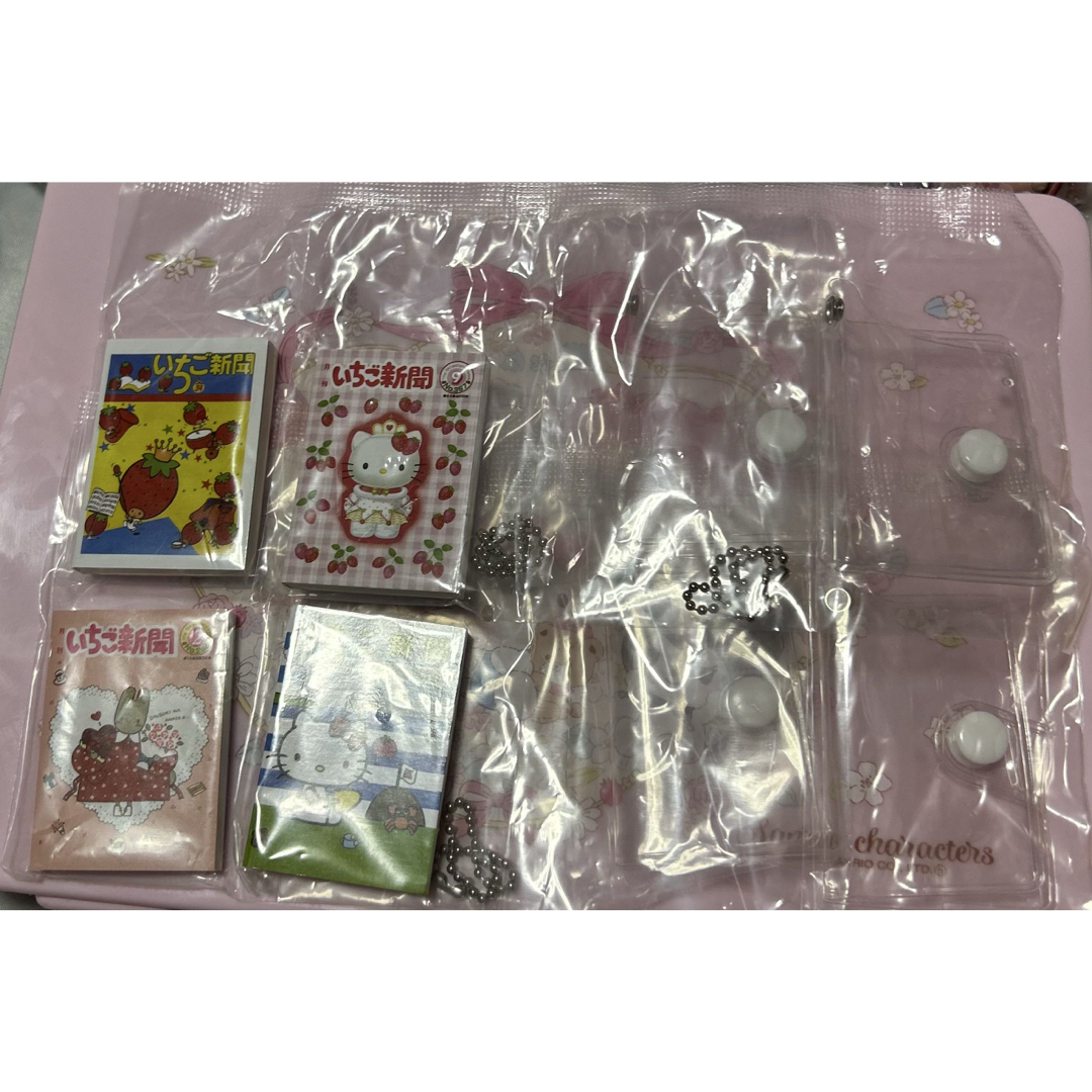 サンリオ(サンリオ)のサンリオ いちご新聞 豆ガシャノート ガチャ エンタメ/ホビーのおもちゃ/ぬいぐるみ(キャラクターグッズ)の商品写真