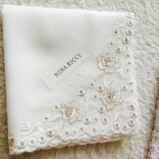 ニナリッチ(NINA RICCI)の専用☆白のみ(ハンカチ)