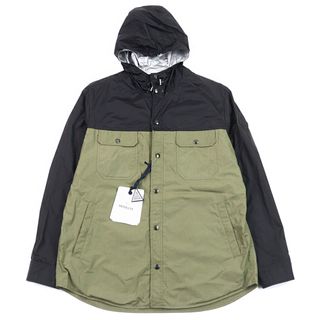 モンクレール(MONCLER)の未使用品○MONCLER モンクレール 20SS F10911B71470 539TM DONAN GIUBBOTTO ロゴパッチ付き リバーシブル フーデッド マウンテンパーカー ナイロンジャケット シルバー カーキグリーン ブラック 2 ハンガー付き 正規品 メンズ(ナイロンジャケット)