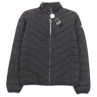 未使用品○EMPORIO ARMANI EA7 エンポリオ アルマーニ イーエーセブン 2022年製 8NPB13 Premium Shield パッカブルダウンジャケット EA7ロゴパッチ付き スタンドカラー ダブルジップ パファージャケット ライトダウンジャケット ブラック系 XS 正規品 メンズ 定価41,800円(ダウンジャケット)
