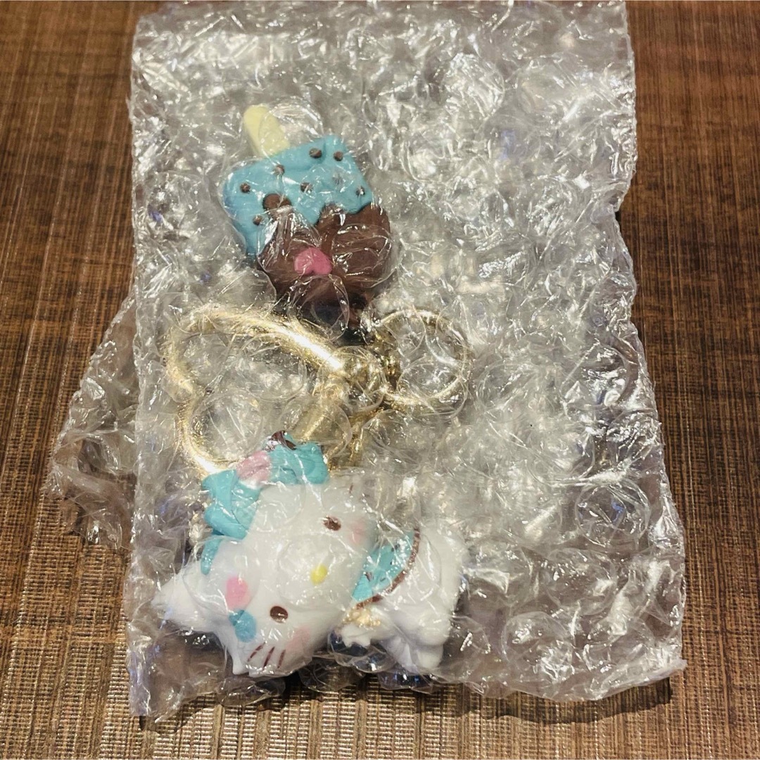 チャーミーキティ(チャーミーキティ)のチャーミーキティ チョコミントシリーズ シークレットマスコットチャーム エンタメ/ホビーのおもちゃ/ぬいぐるみ(キャラクターグッズ)の商品写真