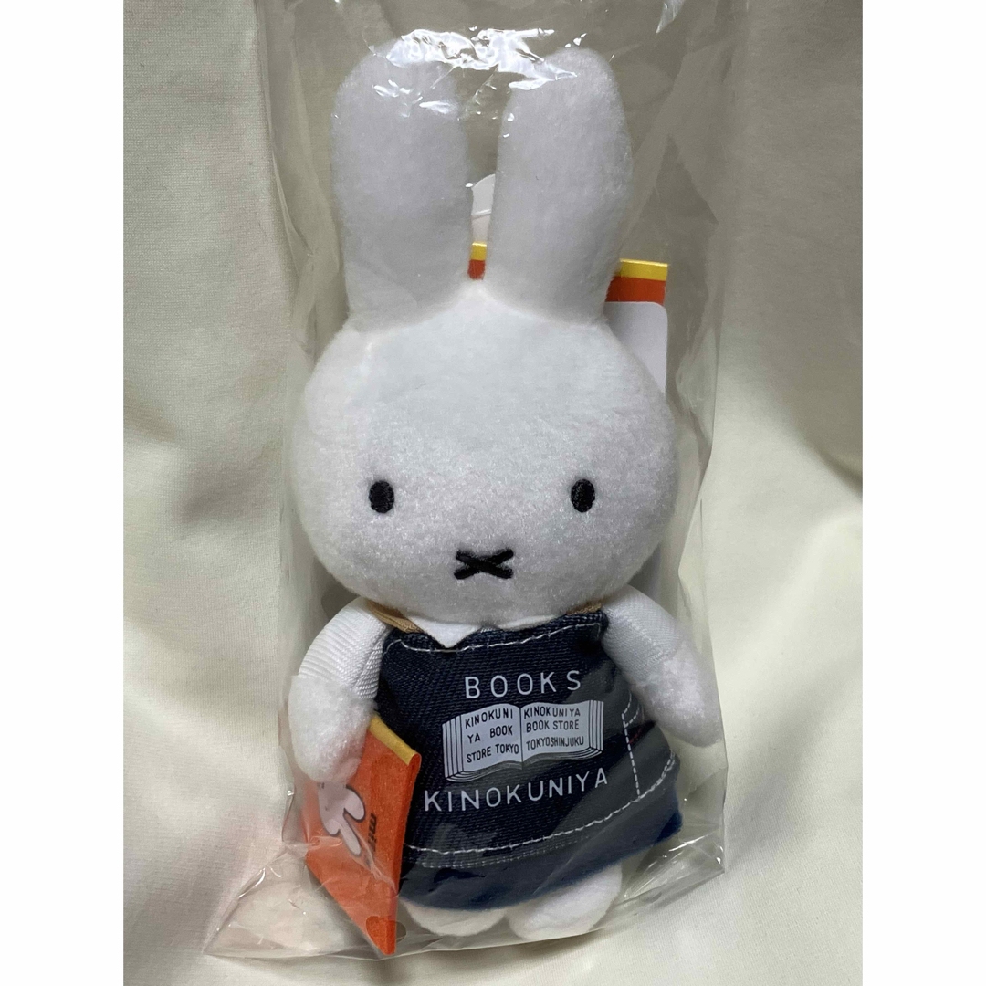 miffy(ミッフィー)のミッフィー 紀伊國屋 miffy&books マスコットキーチェーン エンタメ/ホビーのおもちゃ/ぬいぐるみ(キャラクターグッズ)の商品写真