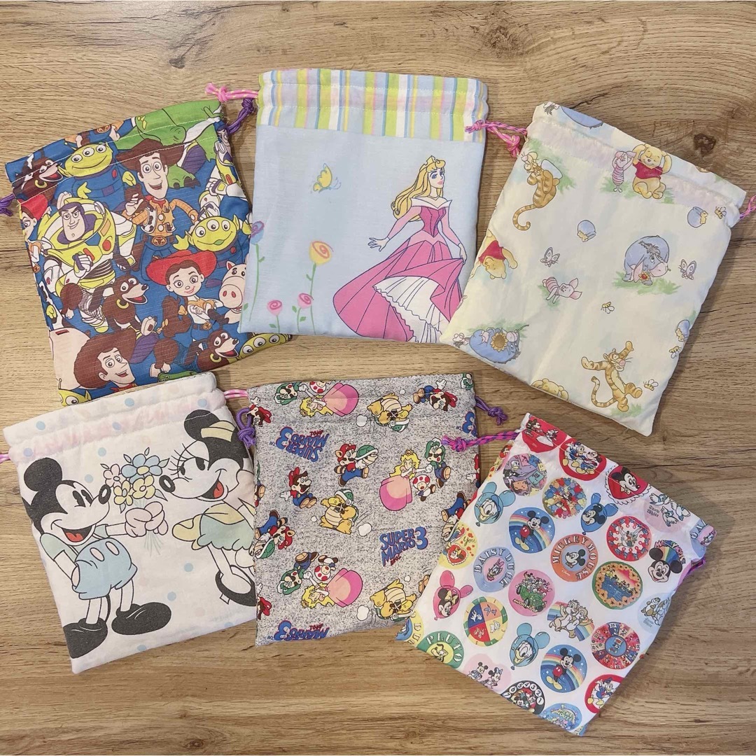 保冷巾着　ディズニー　ビンテージシーツ ハンドメイドのファッション小物(ポーチ)の商品写真
