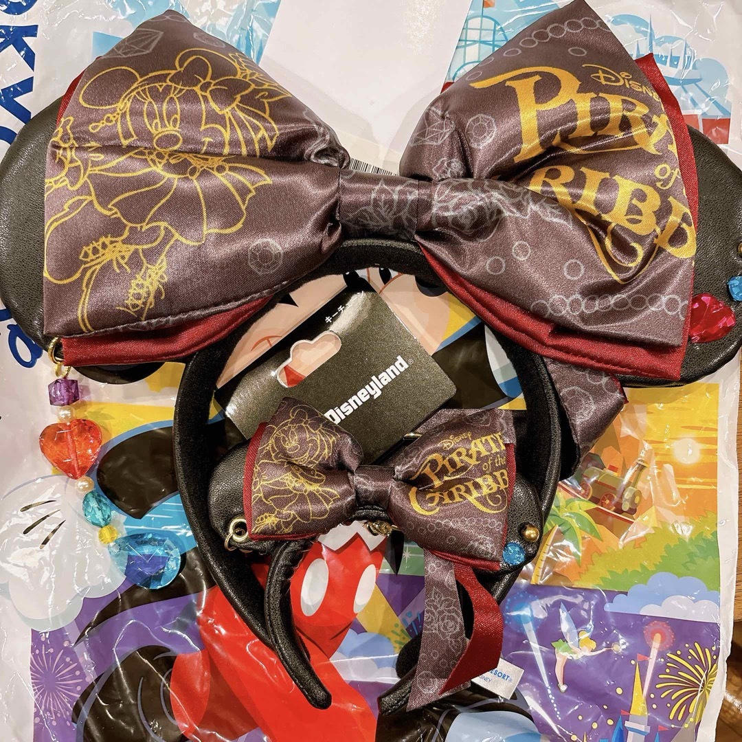 Disney(ディズニー)のディズニー カチューシャ キーホルダー パイレーツ エンタメ/ホビーのおもちゃ/ぬいぐるみ(キャラクターグッズ)の商品写真