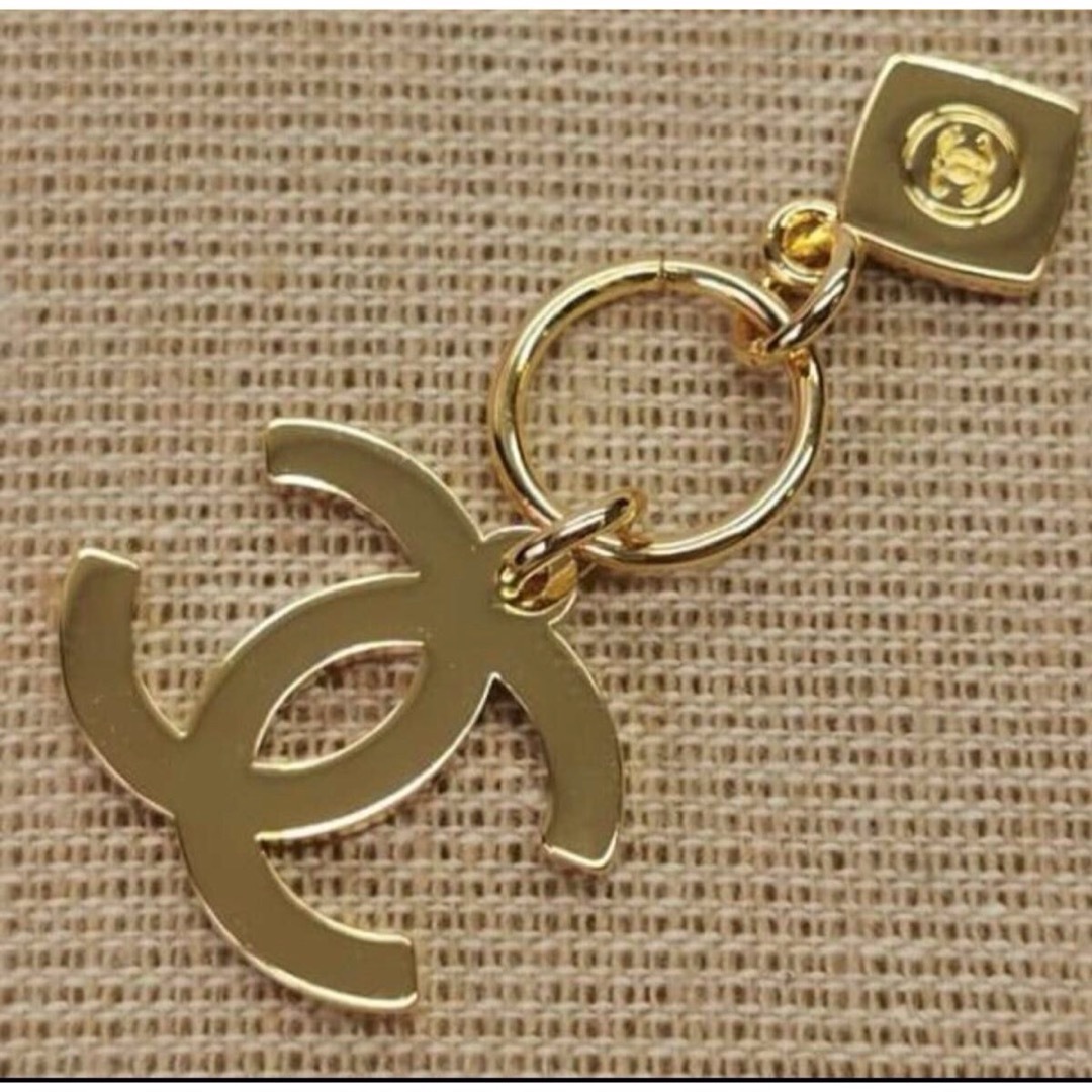 CHANEL(シャネル)のCHANEL シャネル ココマーク チャーム ノベルティ ccロゴ チャーム レディースのアクセサリー(チャーム)の商品写真