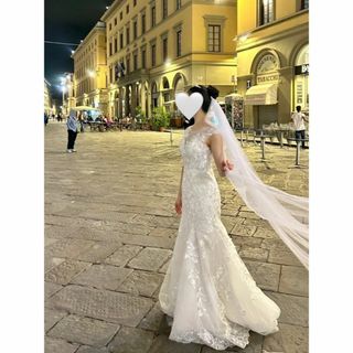 実例写真！ウェディングドレス 　優雅なシルエット 繊細レース 結婚式/披露宴(ウェディングドレス)