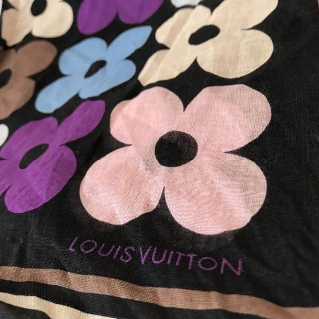 LOUIS VUITTON(ルイヴィトン)の♡ルイヴィトン／ミニスカーフ／コットン♡ レディースのファッション小物(バンダナ/スカーフ)の商品写真