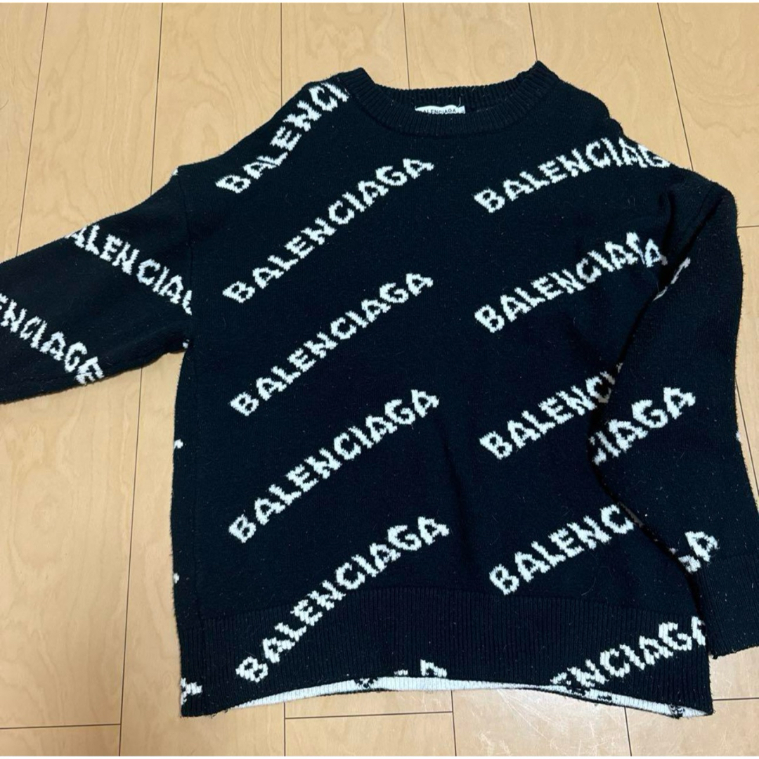 BALENCIAGA(バレンシアガ)のバレンシアガロゴニット レディースのトップス(ニット/セーター)の商品写真