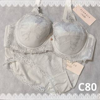 トリンプ(Triumph)のフロラーレバイトリンプ　フルカップブラジャー＆ショーツ　C80M　新品　匿名配送(ブラ&ショーツセット)