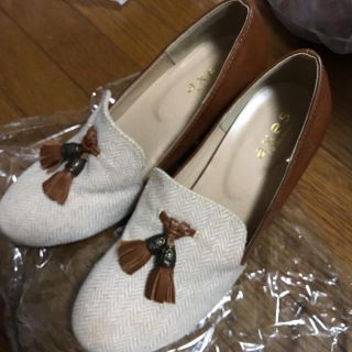 アクシーズファム(axes femme)の送料込＊axes新品＊タッセル付きパンプス(ハイヒール/パンプス)