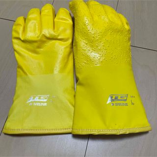 ダイローブTG Lサイズ　左右ロット違い？ 防水防寒手袋(手袋)