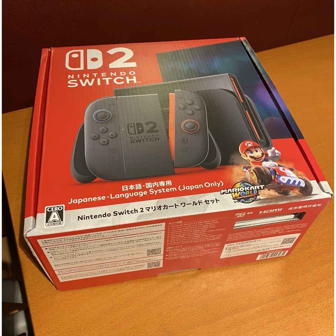 Nintendo Switch(ニンテンドースイッチ)のSwitch2 スイッチ2 本体 マリオカートワールドセット(保証書付き) エンタメ/ホビーのゲームソフト/ゲーム機本体(家庭用ゲーム機本体)の商品写真