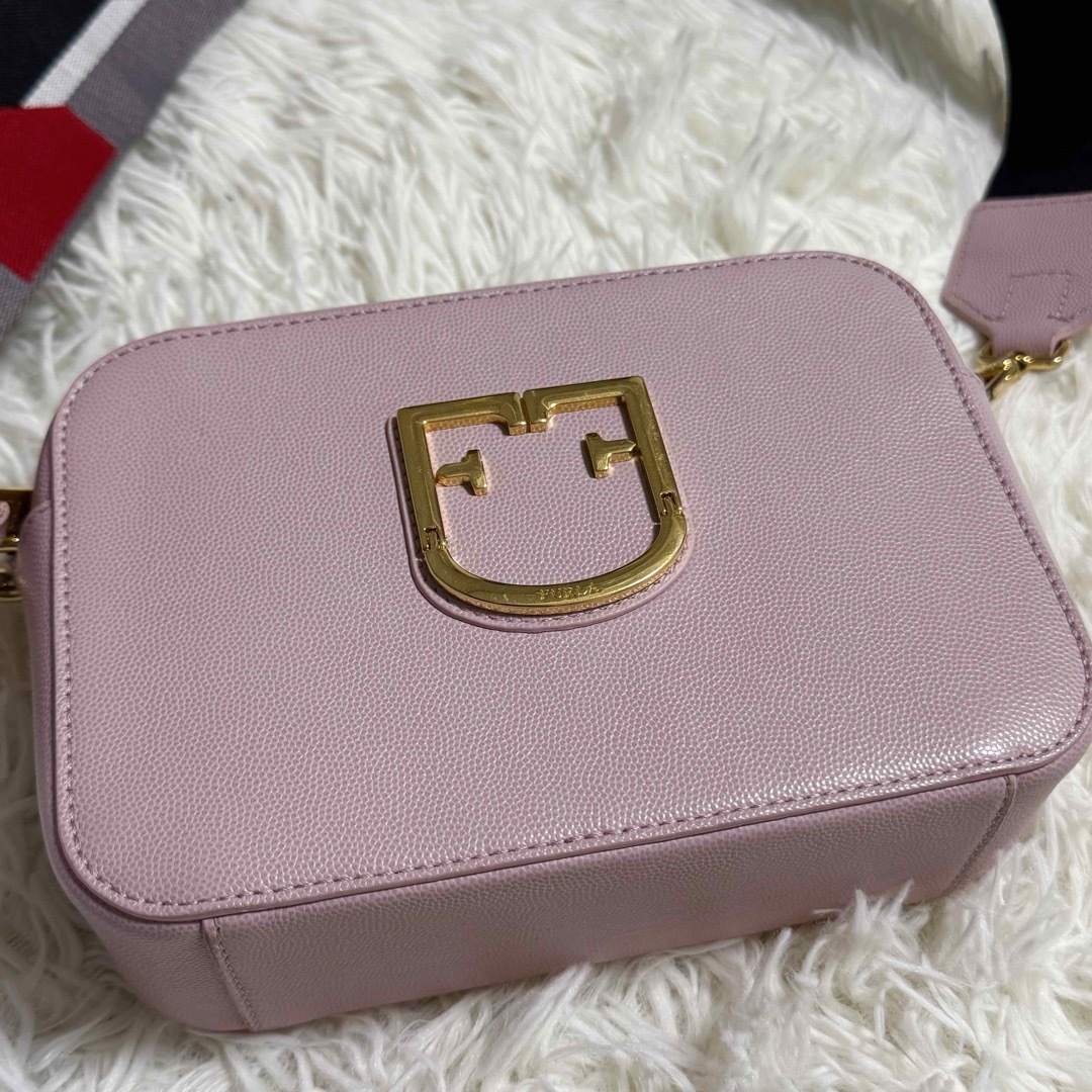 FURLA フルラ ショルダーバック BRAVA ピンク 保存袋付き FURLA フルラ ショルダーバック BRAVA ピンク 保存袋付き