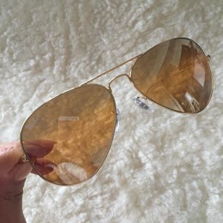 レイバン(Ray-Ban)のRay Ban サングラス  新品 未使用(サングラス/メガネ)