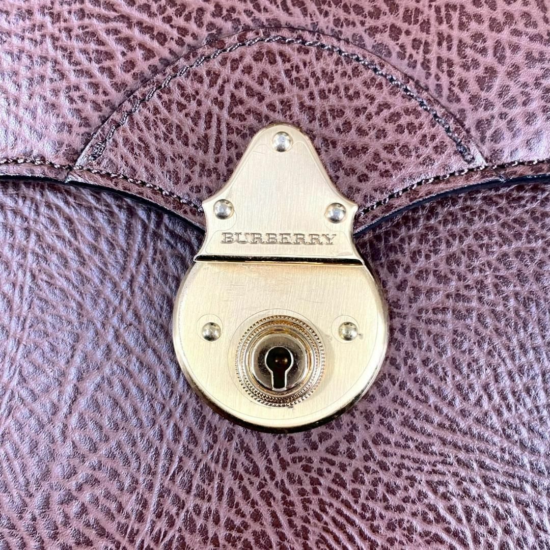 BURBERRY - 新品 BURBERRY オールレザー クラッチ バッグ