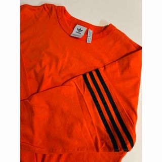 アディダス(adidas)のトレフォイル刺繍　長袖カットソー　オレンジ(Tシャツ/カットソー(七分/長袖))