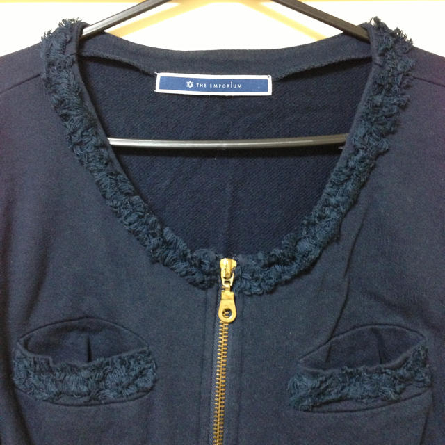 THE EMPORIUM(ジエンポリアム)のTHE EMPORIUM七分袖ジャケット レディースのジャケット/アウター(ノーカラージャケット)の商品写真