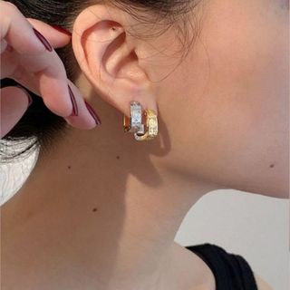 【新品未使用品】ピアス　ニコちゃん　金　銀　リバーシブル