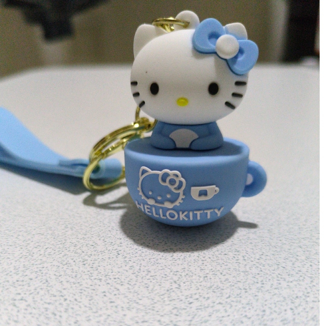 キティちゃんキーホルダー エンタメ/ホビーのおもちゃ/ぬいぐるみ(キャラクターグッズ)の商品写真