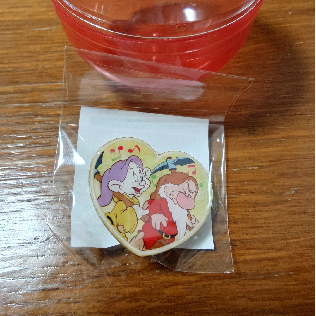 Disney(ディズニー)の新品未開封☆ディズニーオンクラシック☆会場限定 ピンバッジ エンタメ/ホビーのおもちゃ/ぬいぐるみ(キャラクターグッズ)の商品写真