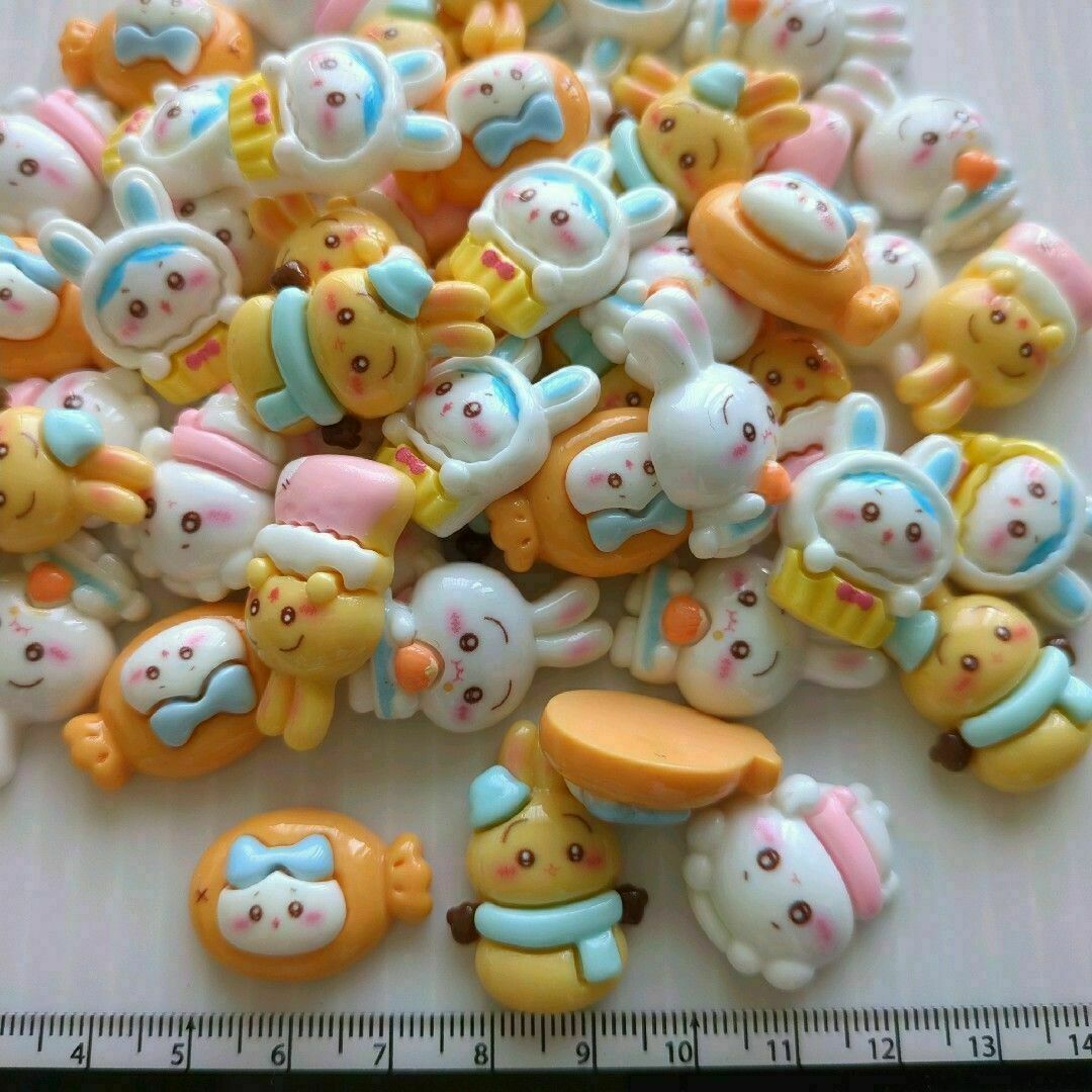 No.67 うさぎさん デコパーツ ハンドメイド 約50個セット ハンドメイドの素材/材料(各種パーツ)の商品写真