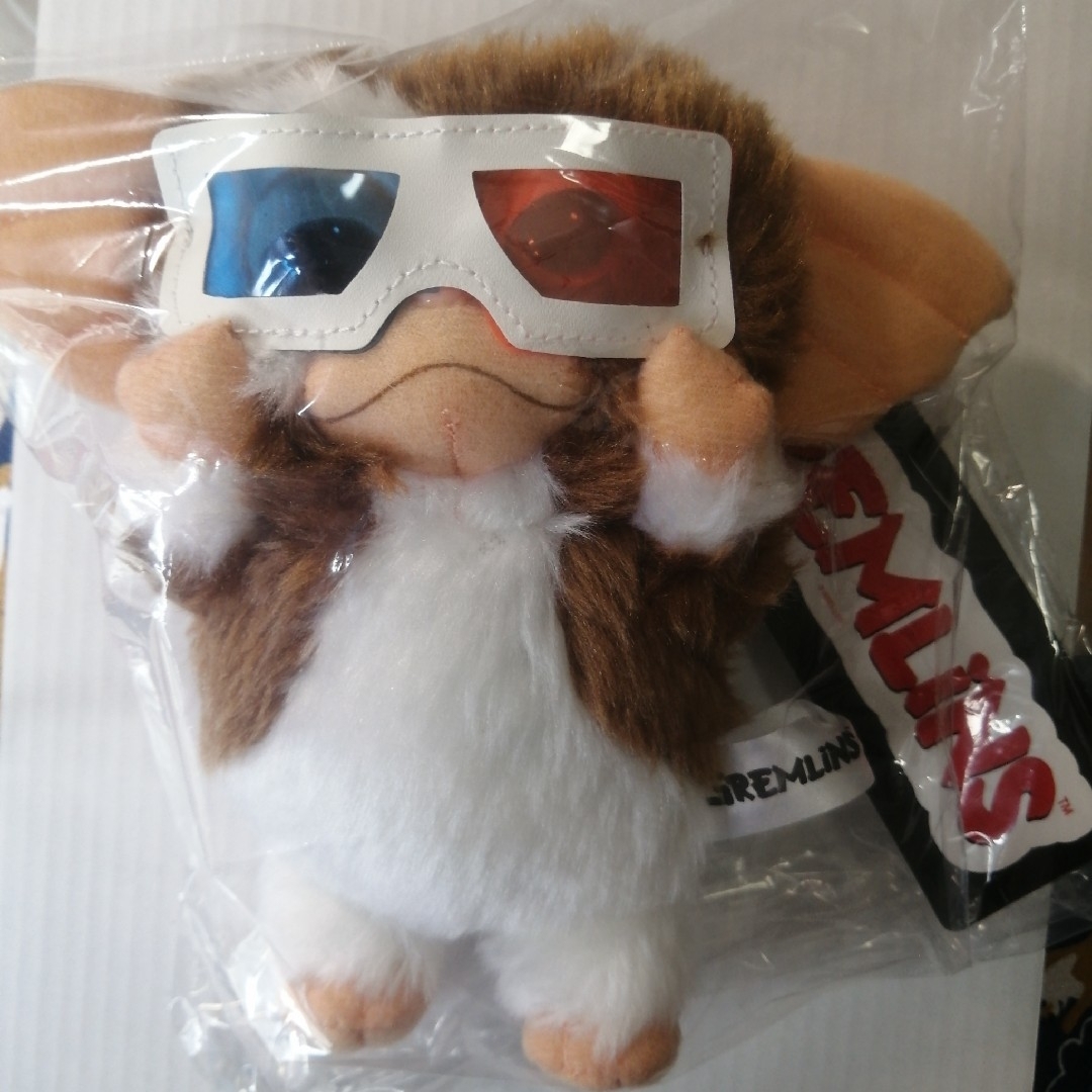 グレムリン ギズモ 3Dメガネ マスコット キーホルダー ぬいぐるみ マスコット エンタメ/ホビーのおもちゃ/ぬいぐるみ(キャラクターグッズ)の商品写真