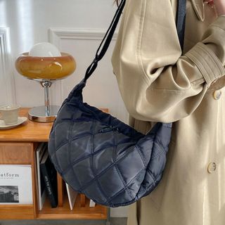 ショルダーバッグ キルティング ナイロン ワンショルダーバッグ クロスボディ(ショルダーバッグ)