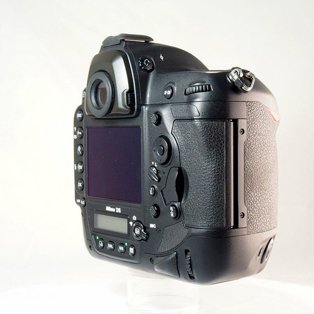 Nikon - 【中古】(ニコン) Nikon D5 (XQD-TYPE)の通販 by ナニワ