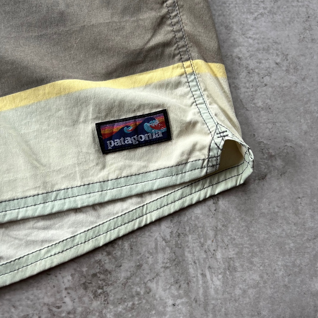 90s patagonia バギーズショーツ オリーブ XL 5インチ - メルカリ