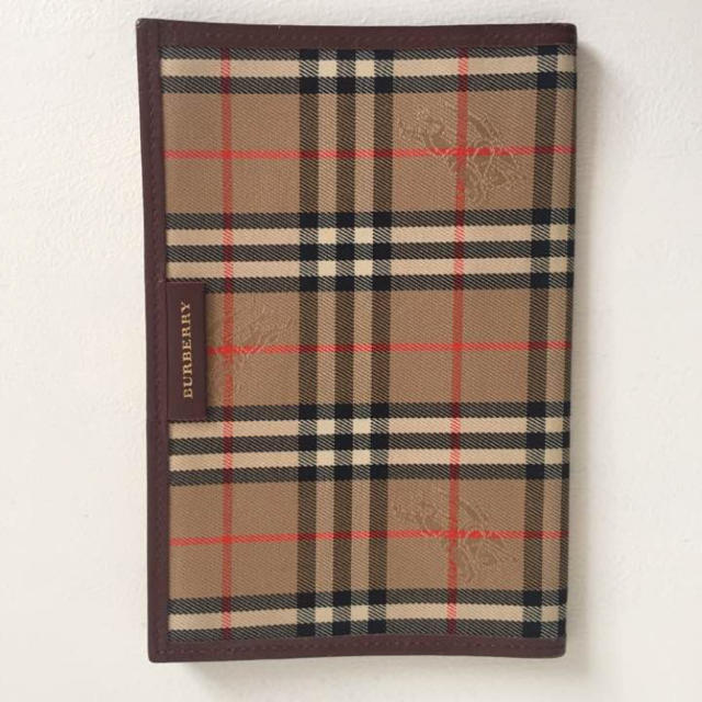 BURBERRY(バーバリー)のBurberry バーバリーブックカバー ハンドメイドの文具/ステーショナリー(ブックカバー)の商品写真