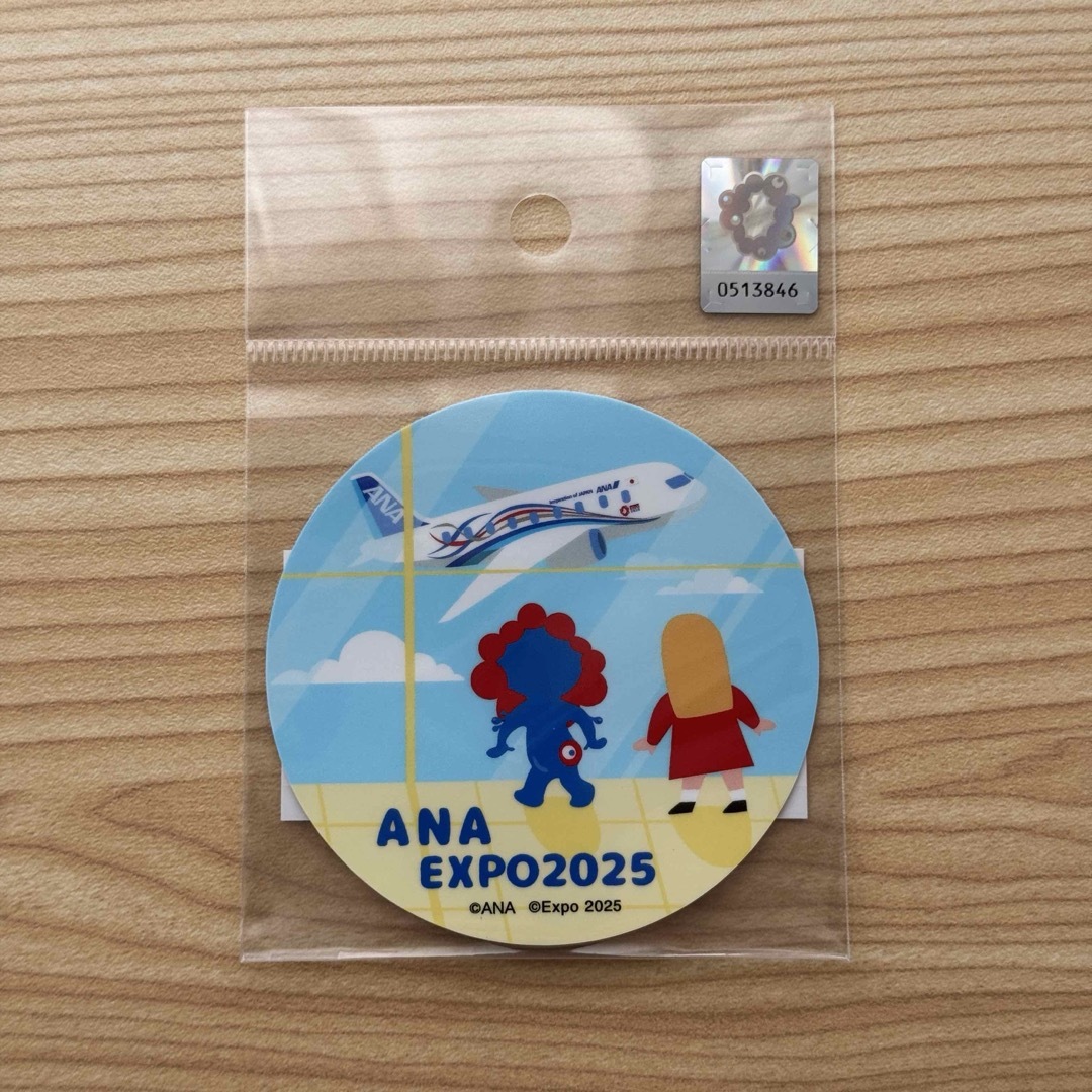 ANA × EXPO2025 万博限定 ミャクミャク ANA ステッカー エンタメ/ホビーのおもちゃ/ぬいぐるみ(キャラクターグッズ)の商品写真