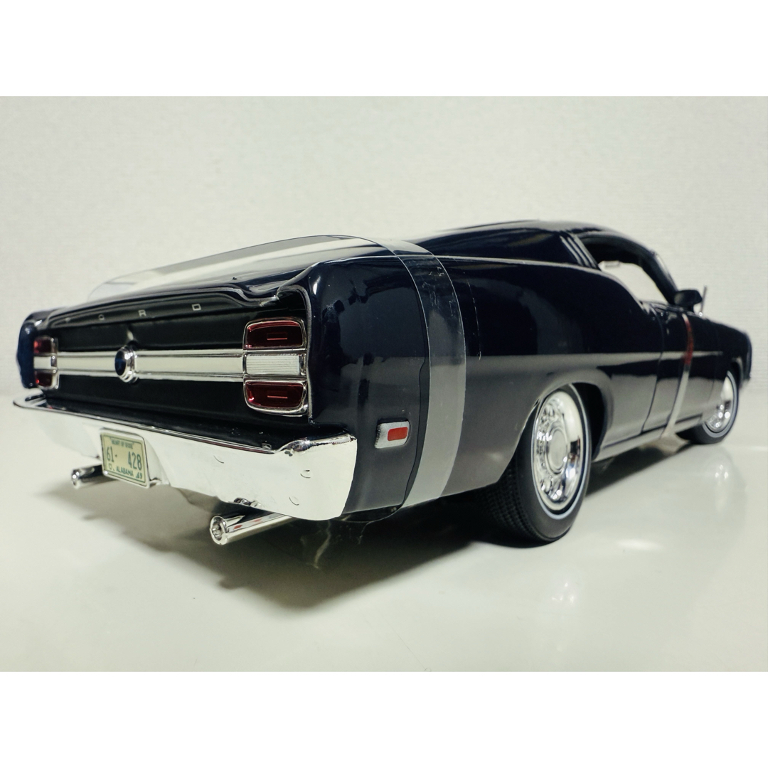 Ford - '69Fordフォード Torinoトリノ Talladegaタラデガ 1/18の