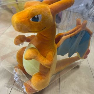 リザードン ぬいぐるみ(希望があればピチューお付けします)(キャラクターグッズ)