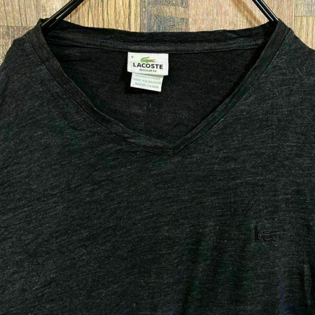 LACOSTE(ラコステ)のラコステ ロゴ ワンポイント Vネック Tシャツ ブラック USA古着 90s メンズのトップス(Tシャツ/カットソー(半袖/袖なし))の商品写真