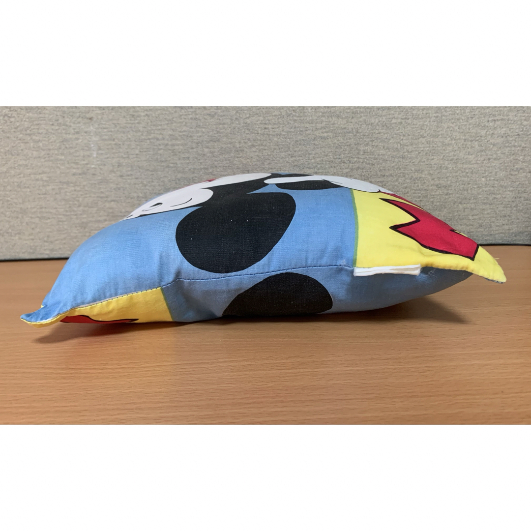 Disney(ディズニー)のミッキー ミニクッション レトロ インテリア/住まい/日用品のインテリア小物(クッション)の商品写真