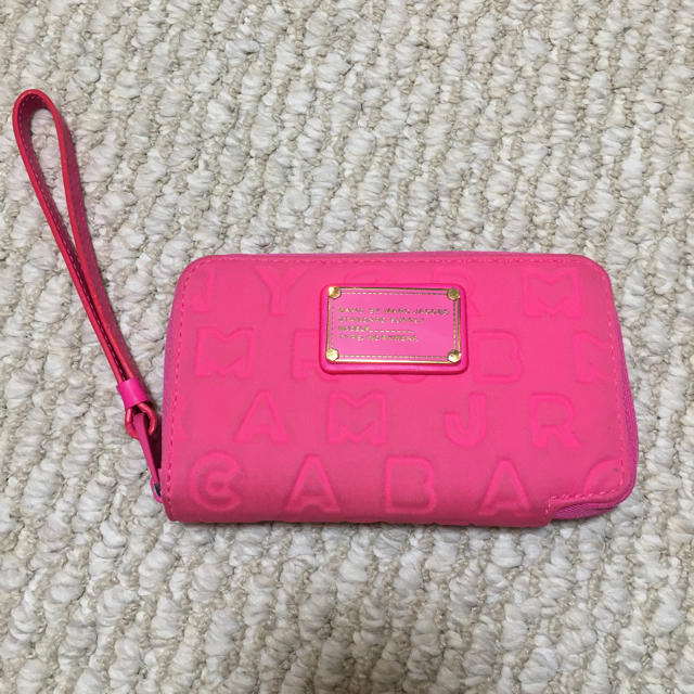 MARC BY MARC JACOBS(マークバイマークジェイコブス)のMARK BY MARK JACOBS パスケース 定期入れ マークジェイコブス レディースのファッション小物(名刺入れ/定期入れ)の商品写真