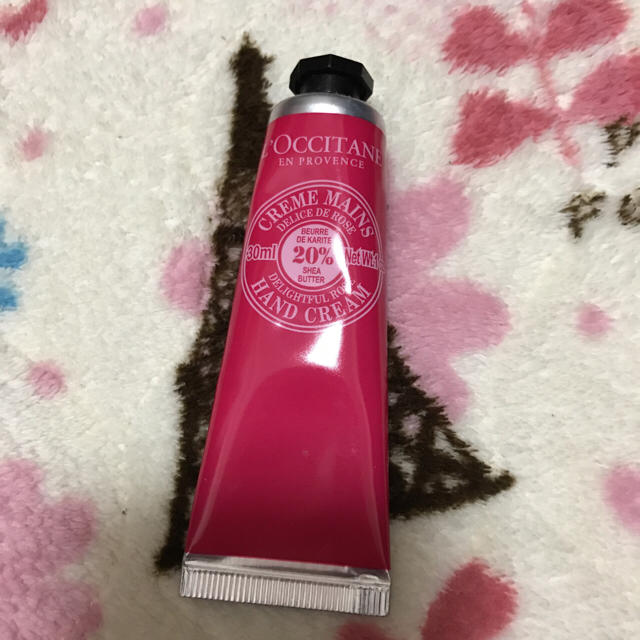 L'OCCITANE(ロクシタン)のロキシタン ハンドクリーム コスメ/美容のボディケア(ハンドクリーム)の商品写真