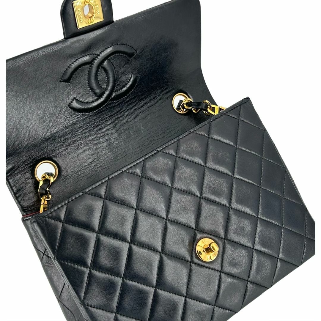 CHANEL(シャネル)のCHANEL シャネル ミニ マトラッセ チェーンショルダーバッグ 20cm ラムスキン ブラック １番代（1989年～1991年） G付き ゴールド金具 ヴィンテージ 中古 レディース ギャランティーカード付き Ginza Class Luxury Shop レディースのバッグ(ショルダーバッグ)の商品写真