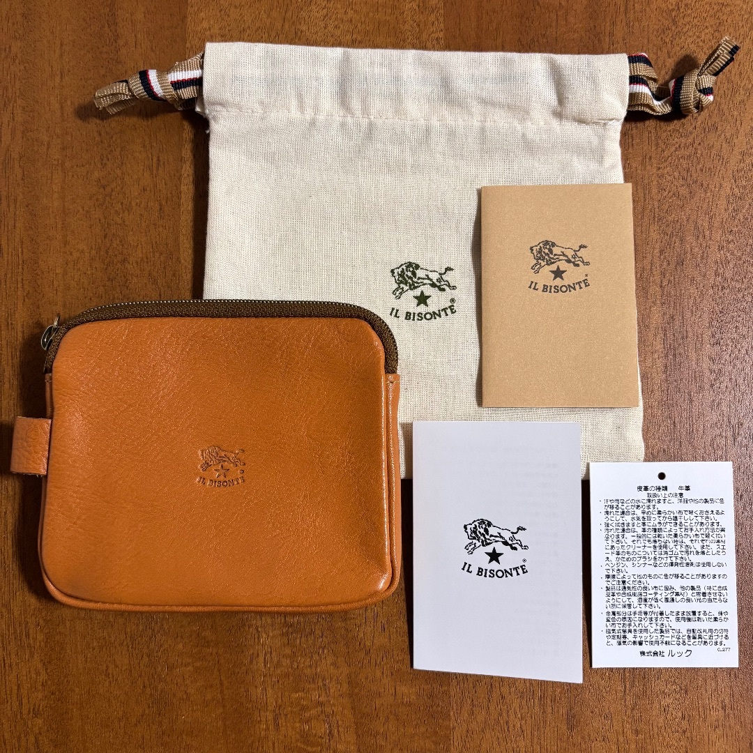 IL BISONTE マルチポーチ　ヤキヌメ イルビゾンテ レザーマルチポーチ ヤキヌメ