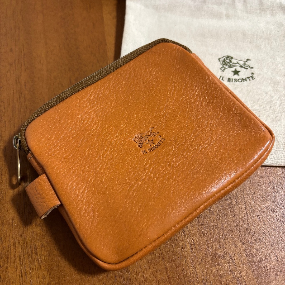 IL BISONTE マルチポーチ　ヤキヌメ イルビゾンテ レザーマルチポーチ ヤキヌメ