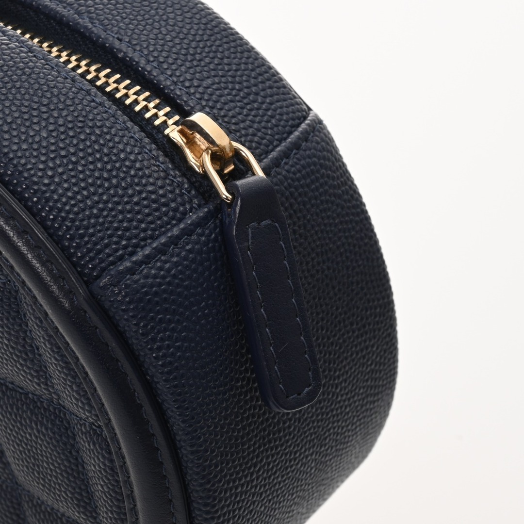 CHANEL(シャネル)の中古 シャネル CHANEL AP0365 29番台 レディース ショルダーバッグ CCフィリグリー ネイビー キャビアスキン レディースのバッグ(ショルダーバッグ)の商品写真