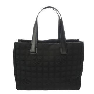 シャネル(CHANEL)の中古 シャネル CHANEL A15991 11番台 レディース トートバッグ ニュートラベル ブラック ナイロン(トートバッグ)